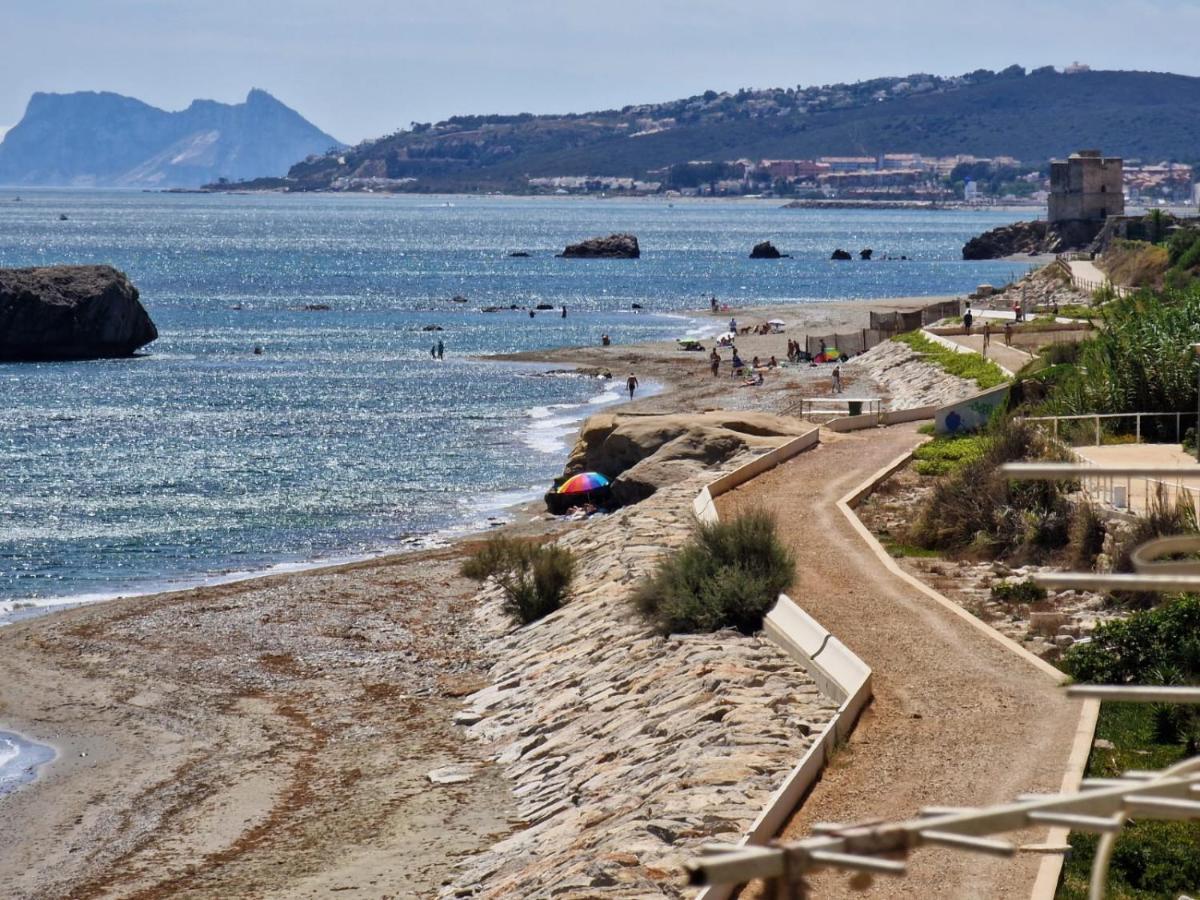 Beachfront, Top Floor Corner 2-Bed, Estepona Paseo Apartment Exterior photo