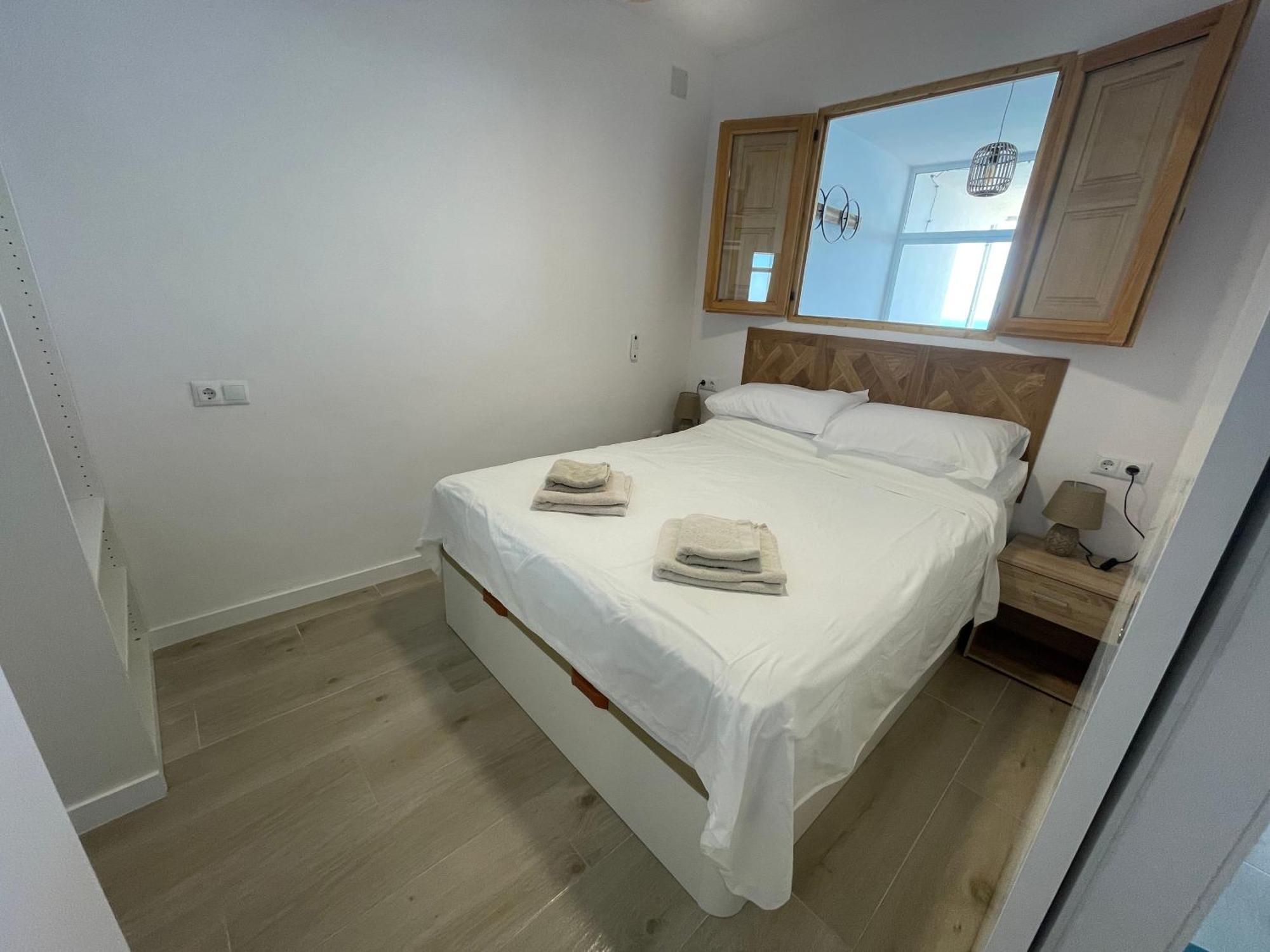 Beachfront, Top Floor Corner 2-Bed, Estepona Paseo Apartment Exterior photo